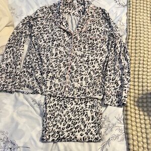 Bare Necessities White Leopard-Print Pajama Set with Pink Trim